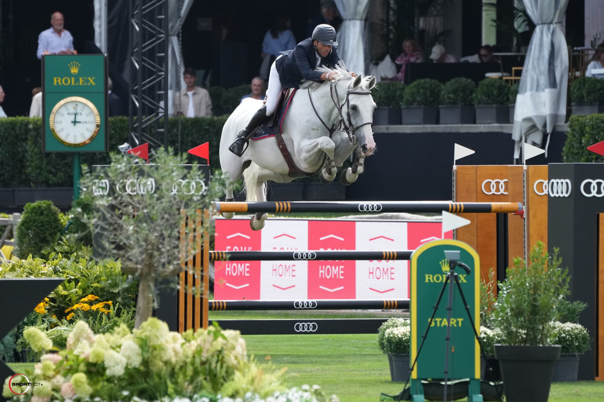 saturday csi2 1m45; 310, Artiste Mury Marais Z, Patrick Mc Entee; Sportfot